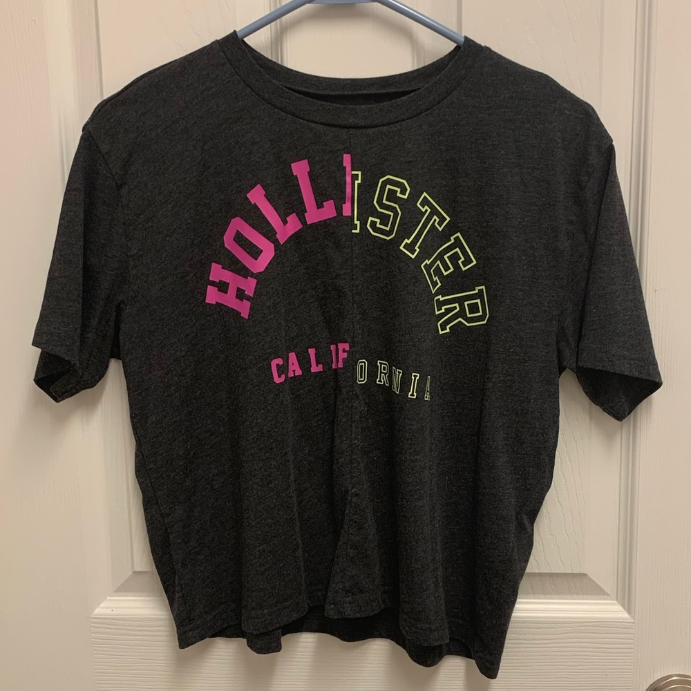 Graphic crop top